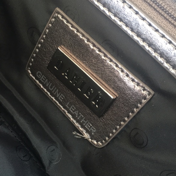 Danier, NWOT, Silver Leather Wristlet, Clutch - Picture 7 of 10